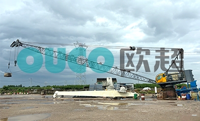 3吨40米柴液式浮吊